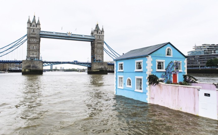 Airbnb floating house tower bridge