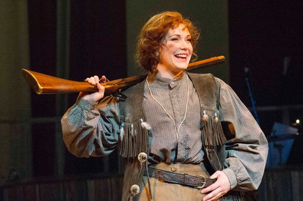 Emma-Williams-as-Annie-Oakley-credit-Alistair-Muir