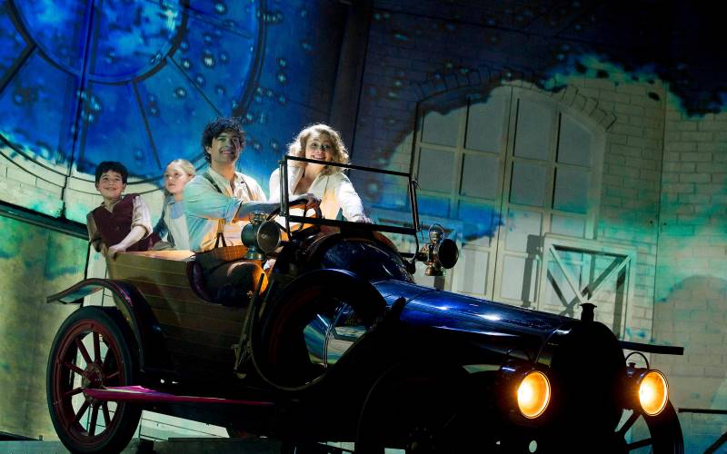 LtoR Aaron Gelkoff, Daisy Riddet, Lee Mead, Carrie Hope Fletcher in Chitty Chitty Bang Bang. Credit Alastair Muir (1)