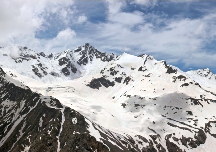 Mount Elbrus flickr Philip Milne