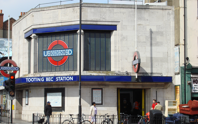Tooting Bec tube Station
