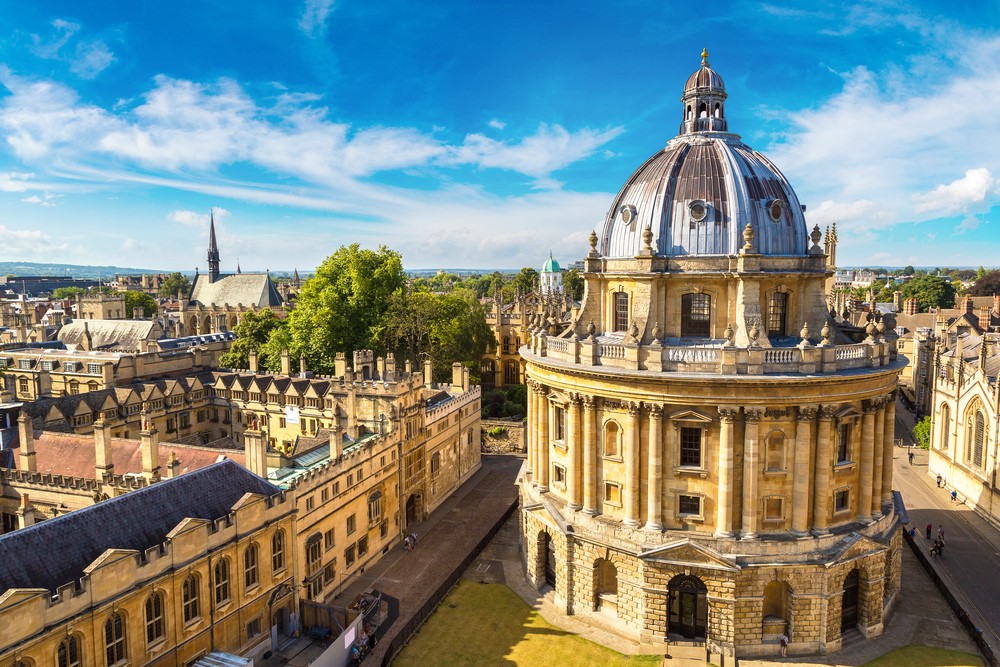 A spotlight on inequality: Oxford and Cambridge universities in the ...