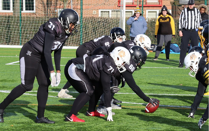 The London Warriors women's team in action