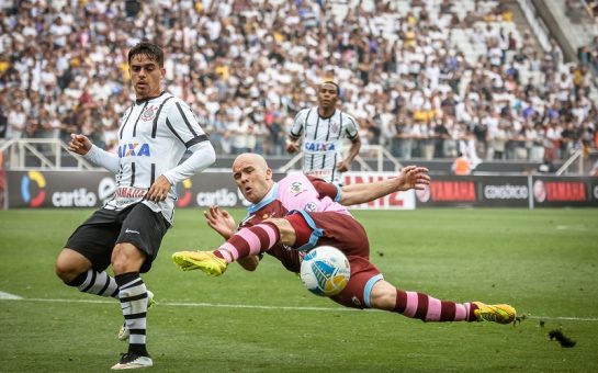 corinthians playing against the casuals