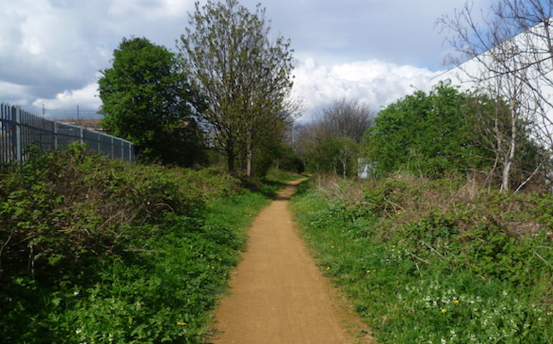 A section of the Wandle Trail near Earslfield and Plough Lane. Copyright to user Marathon at Geograph.org.uk