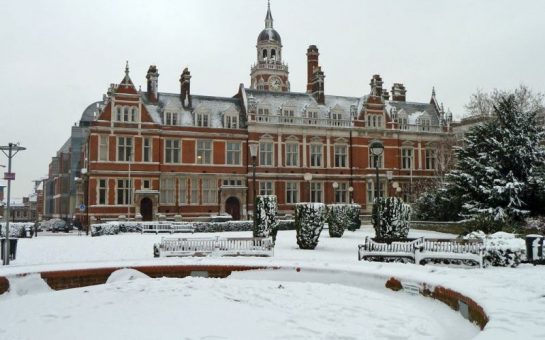 Croydon Town Hall in the snow