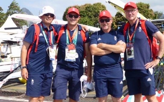 mark edgar with team gb rowers