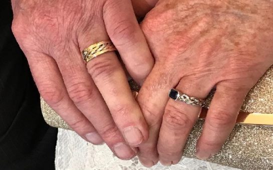 The missing wedding ring
