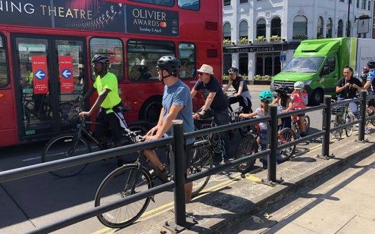 Kensington High street cycle lane
