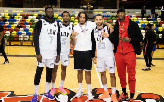 London Lions players with artist AJ Tracey