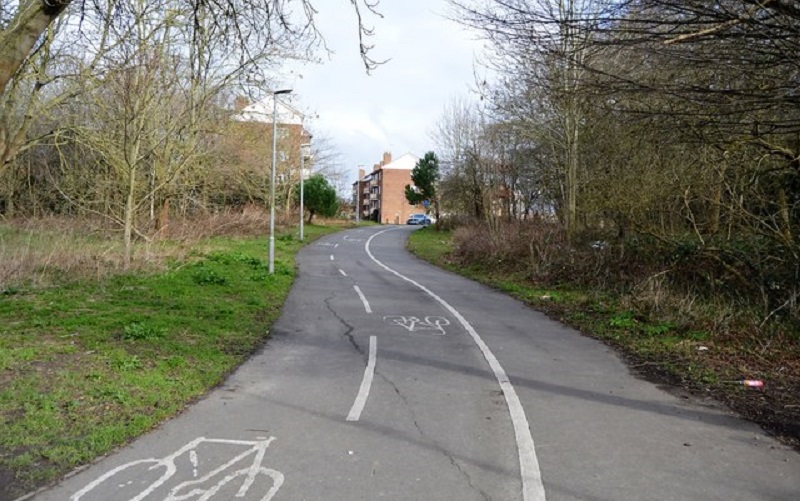 Cycle path near the Hogsmill River