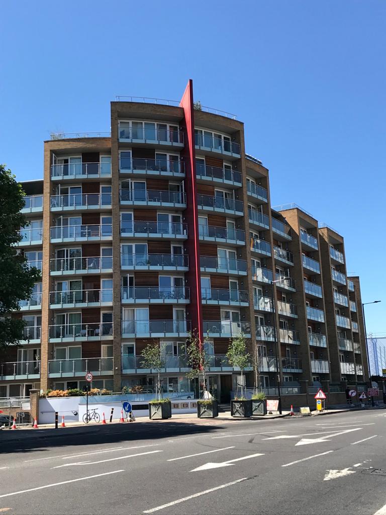 A picutre of Viridian Apartments showing all nine floors