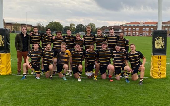 Old Hamptonians squad photo after the game