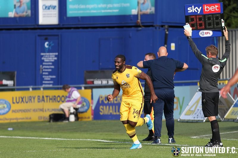 Craig Dundas making his EFL Debut