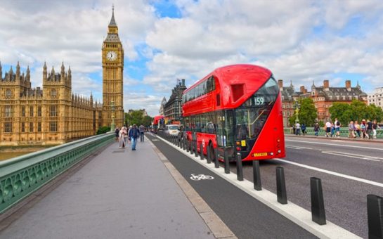 Segregated cycle lane on Westminster Bridge