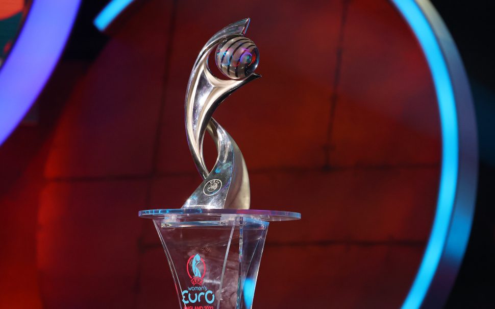 uefa euro 2022 trophy