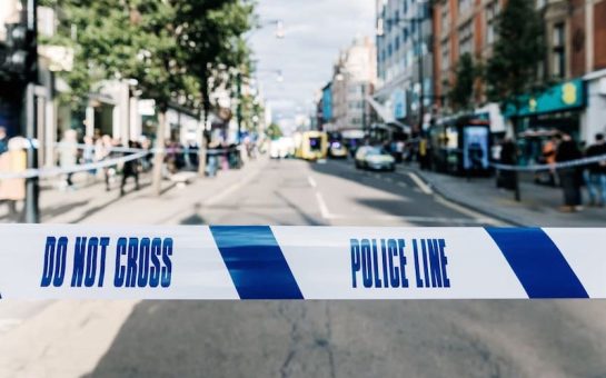police tape, police line do not cross