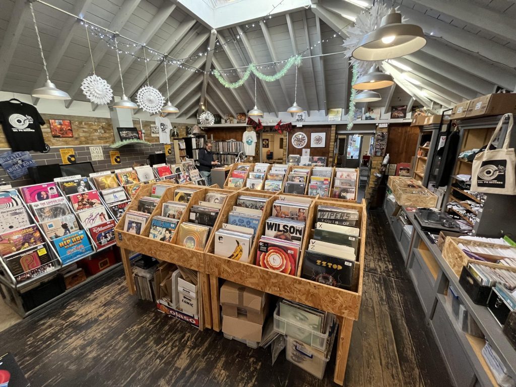 eel pie records inside