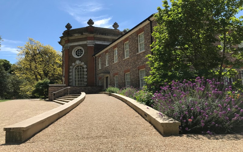 Orleans House Gallery in Richmond