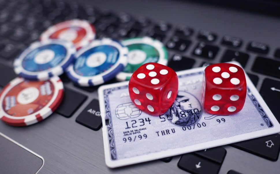 How big is the online gambling industry in the UK?