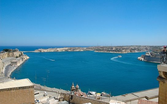 the sea in malta