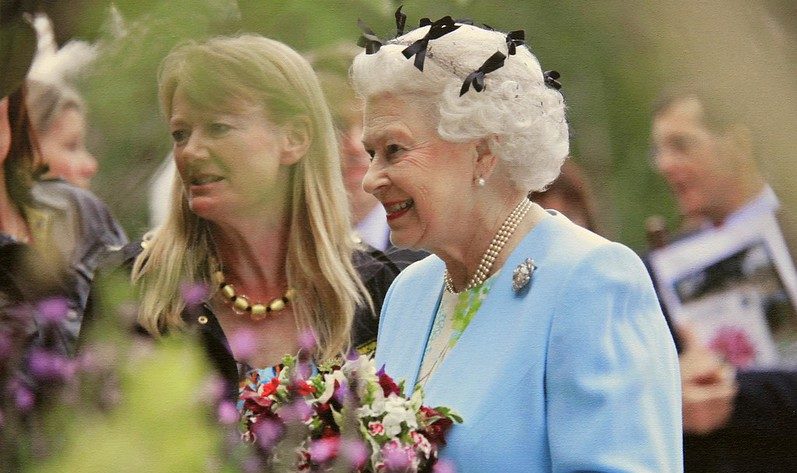 The Queen at the Chelsea Flower Show. Featured image credit: Karen Roe https://www.flickr.com/photos/karen_roe/7303264370