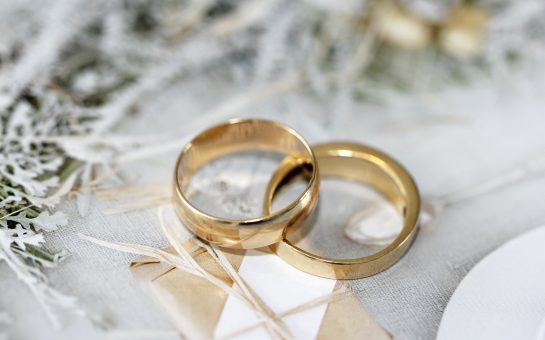 Two gold wedding rings