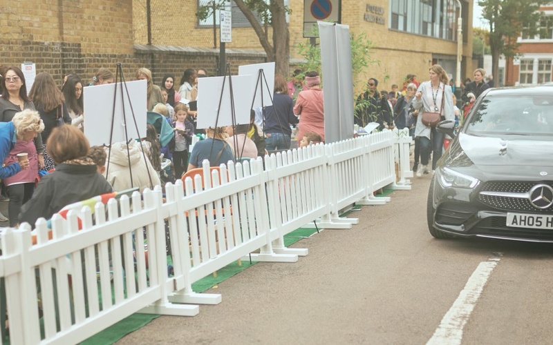 Ealing Parklet by Possible