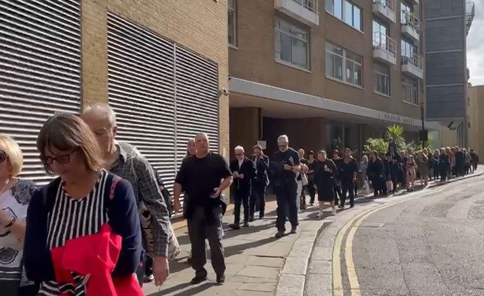 Crowds wait to pay respects to the Queen