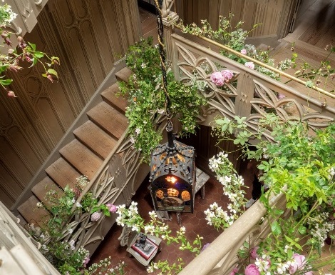 Staircase with flowers