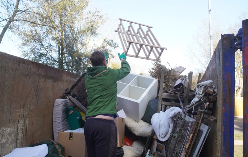 People disposing of unwanted household waste and electrical items in a previous Wandsworth free mega skip day.