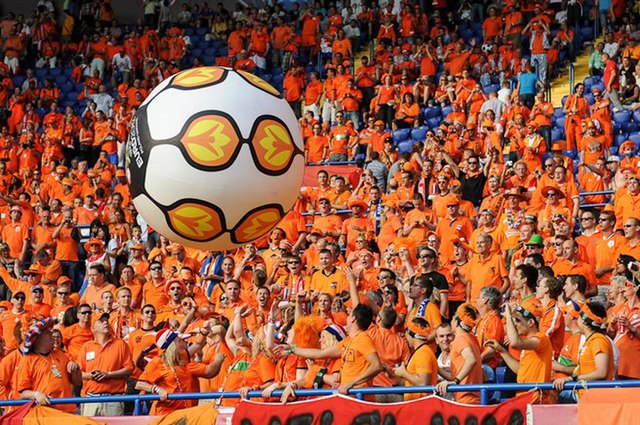 Dutch football fans