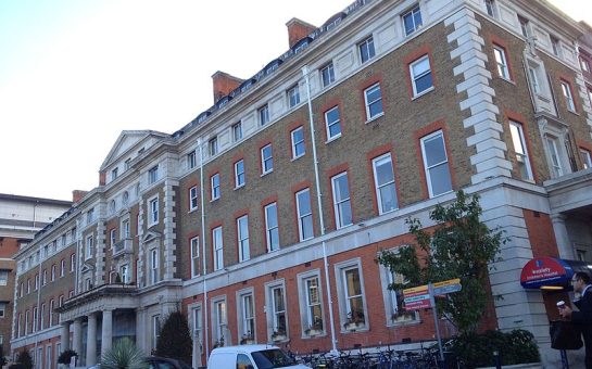 Entrance to Kings College Hospital