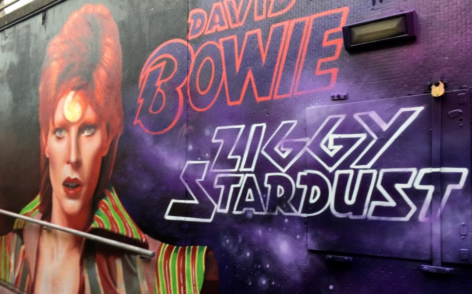 David Bowie mural in Tolworth