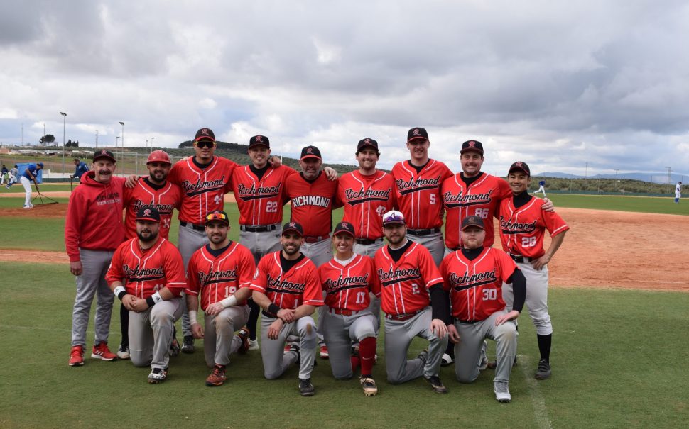 Team photo of Richmond Knights Baseball team