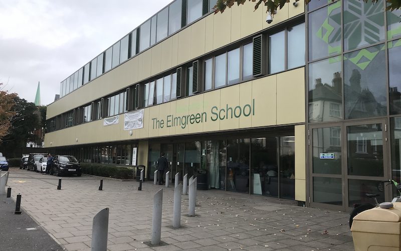 Lambeth teenagers explore innovative clean air tech at Elmgreen School