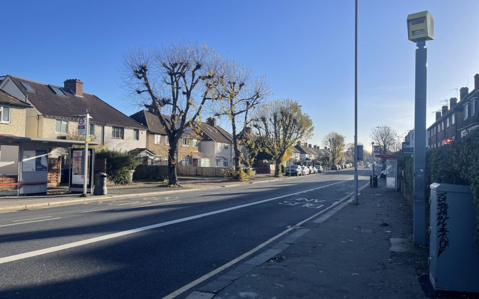 Stretch of Kingston Road on a sunny autumn day