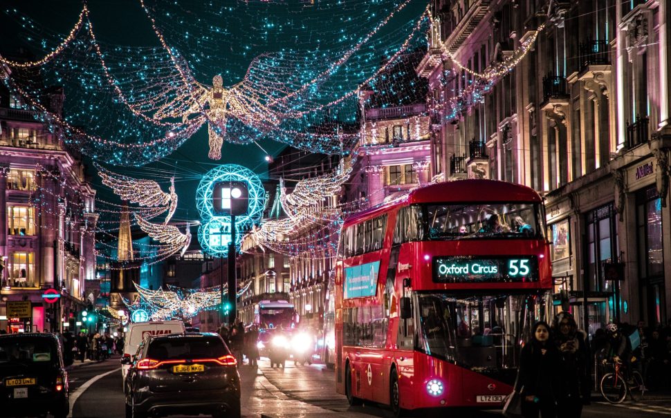 https://www.swlondoner.co.uk/wp-content/uploads/2023/11/xmas-ligts-970x605.jpg