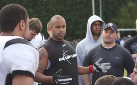 Aden Durde coaching the London Warriors