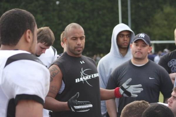 Aden Durde coaching the London Warriors