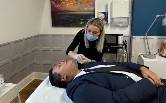 Roxana Whyte delivering a procedure