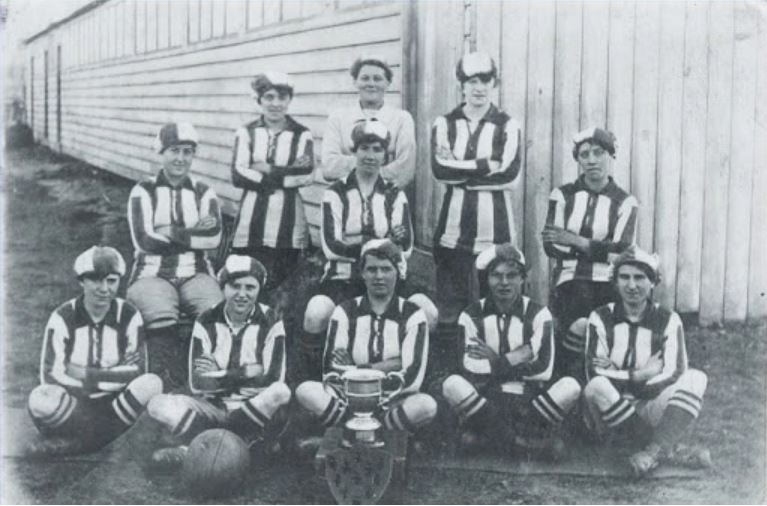 Blyth Spartans Ladies football team in 1918