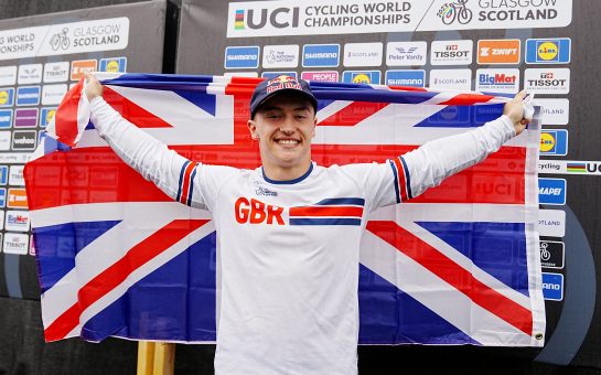 Kieran Reilly wins gold at the UCI World Championships 2023