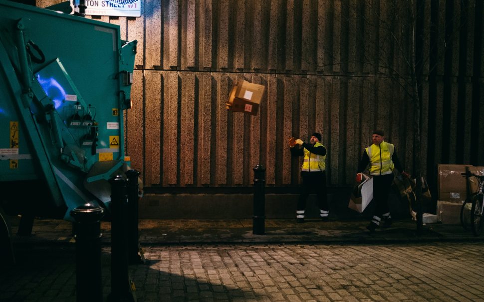 Bin lorry