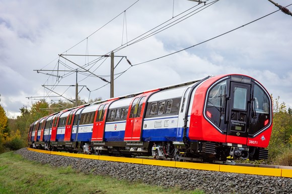 New Piccadilly trains