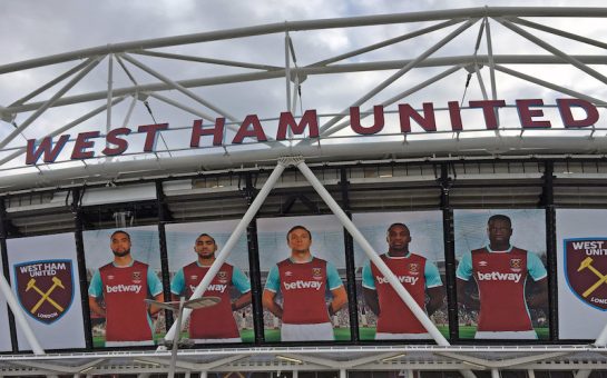 Outside the West Ham London stadium with Mark Noble, Winston Reid, Michail Antonio, Dimitri Payet and Cheikhou Kouyate photos on the stadium