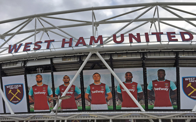 Outside the West Ham London stadium with Mark Noble, Winston Reid, Michail Antonio, Dimitri Payet and Cheikhou Kouyate photos on the stadium