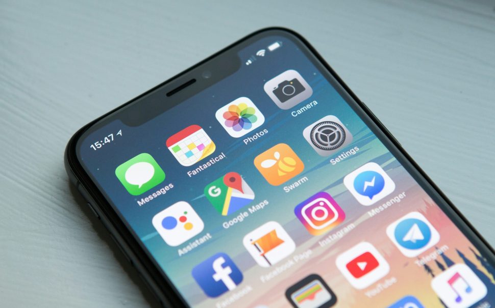 Smartphone screen showing a list of apps (Credit: Free to use from Unsplash)