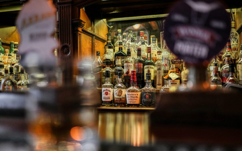 Generic picture of a bar (Credit: Free to use from Unsplash)