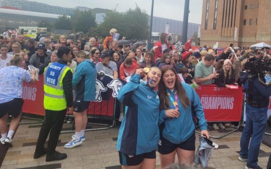 'So proud' - Overjoyed fans celebrate Women’s Rugby World Cup win with England players